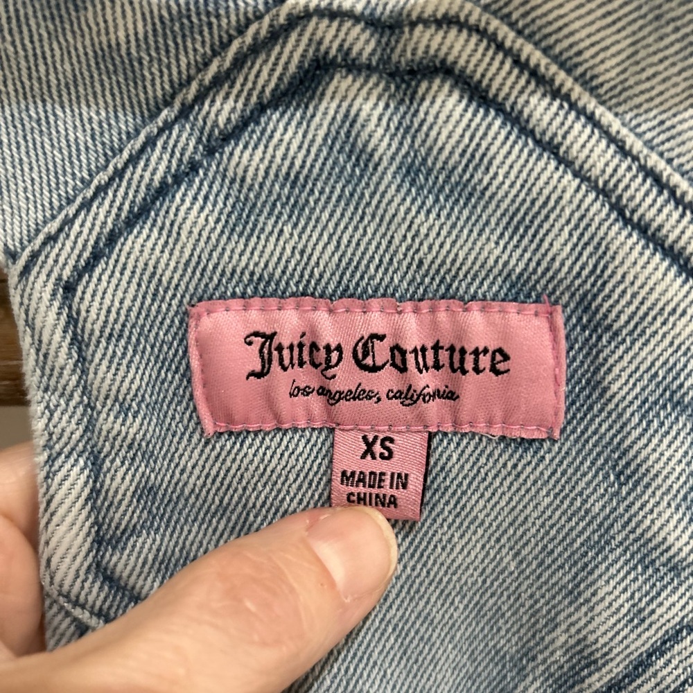 Juicy Couture Wide Leg Overall Light Wash Denim Release Hem Women’s Size XS NWT - Picture 4 of 10